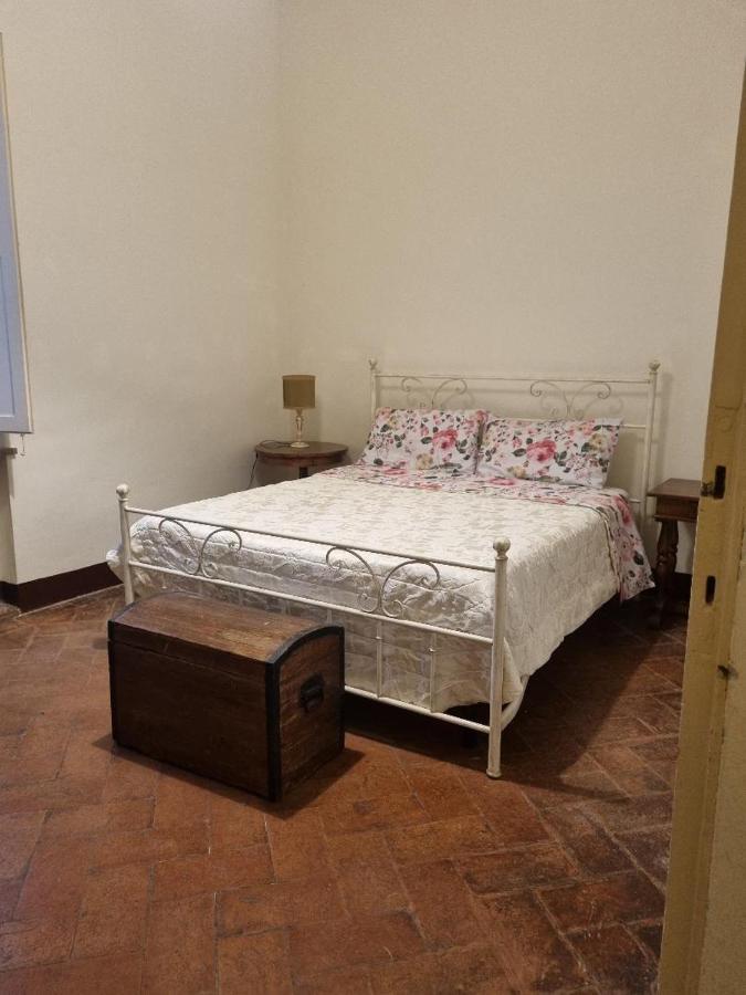 Casa Cartagine Apartment Сиена Екстериор снимка