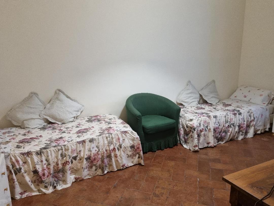 Casa Cartagine Apartment Сиена Екстериор снимка